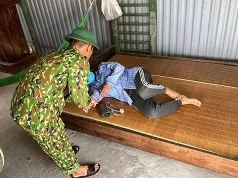 Người phụ nữ sống sót kỳ diệu sau 8 giờ trôi trên biển không biết bơi