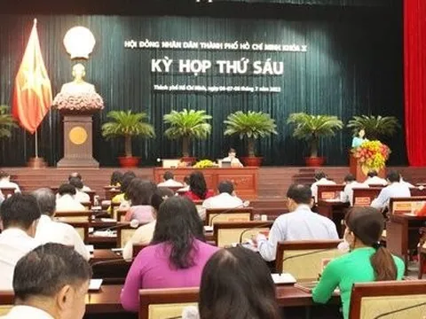 HĐND Tp.HCM chất vấn Giám đốc Sở Xây dựng về nhà ở xã hội