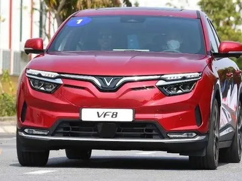 ‘Săn’ pin xe điện khó như ‘đãi vàng’, VinFast nhanh tay ôm trọn nguồn cung pin thể rắn