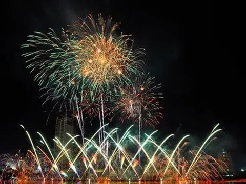 Đà Nẵng: Tổ chức bắn pháo hoa trong sự kiện đại nhạc hội đặc biệt