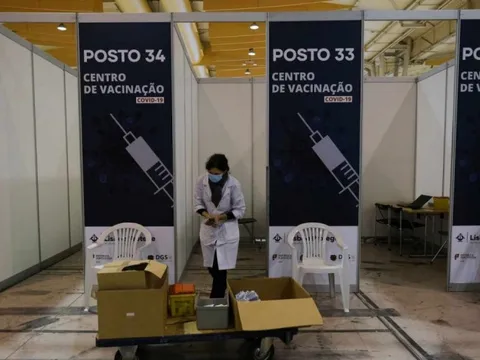 Mức độ nguy hiểm của đợt bùng phát biến chủng BA.4 và BA.5 tại Châu Âu