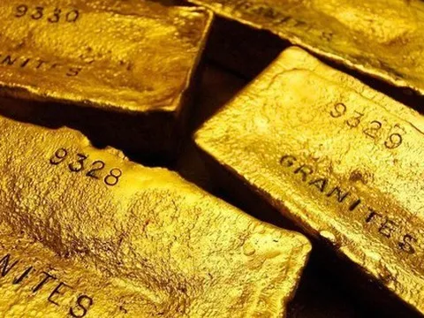 Giá vàng khép lại tuần mất giá mạnh nhất trong hơn 1 năm