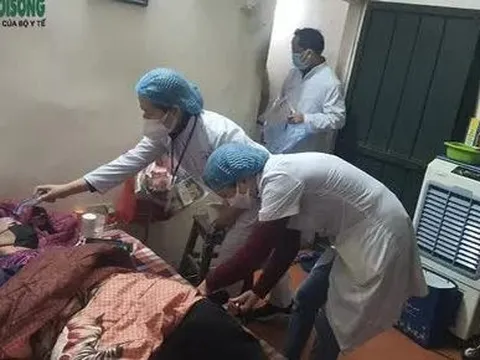 Nhân viên y tế nghỉ việc: Lựa chọn 'bến đỗ' nào cho đúng?