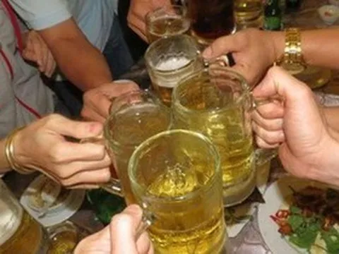 Báo động, mỗi năm hơn 40.000 ca tử vong liên quan rượu bia