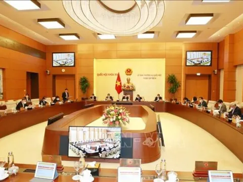 Hôm nay, Ủy ban Thường vụ Quốc hội bắt đầu phiên họp thứ 13