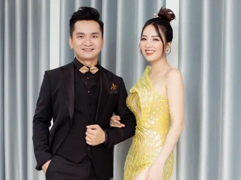 Á hậu Thụy Vân và MC Hạnh Phúc dẫn ăn ý