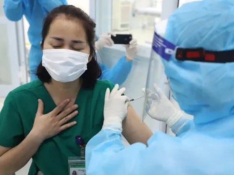 Bộ Y tế tiếp tục nêu tên nhiều tỉnh tiêm vắc-xin phòng Covid-19 đạt tỉ lệ thấp