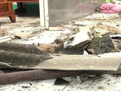 Mưa kèm theo giông lốc làm thiệt hại nhiều nhà dân tại Bạc Liêu