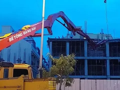 Cần trục phun bê tông tại tòa nhà ở Đà Nẵng gãy gập, ít nhất 3 người thương vong