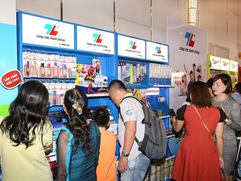 Ông chủ thương hiệu "Vua bút bi" Thiên Long từ đạp xe bán dạo đến cơ ngơi vốn hoá gần 4.000 tỷ đồng