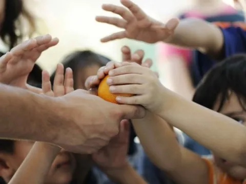 Hoạt động từ thiện phải mở sổ kế toán ghi chép minh bạch