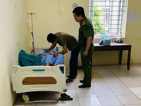 Băng qua đêm tối, mưa gió, sạt lở,... cứu sống cháu bé: Khi dân cần, khi dân khó có Công an