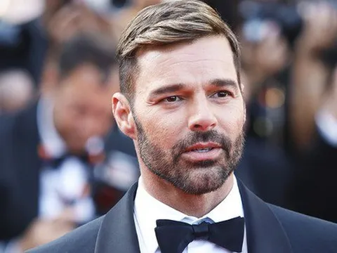 Ricky Martin phủ nhận tuyên bố gây sốc về mối quan hệ loạn luân với cháu trai