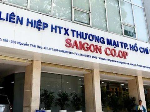 Khám xét nơi ở 6 bị can liên quan sai phạm tại Saigon Co.op