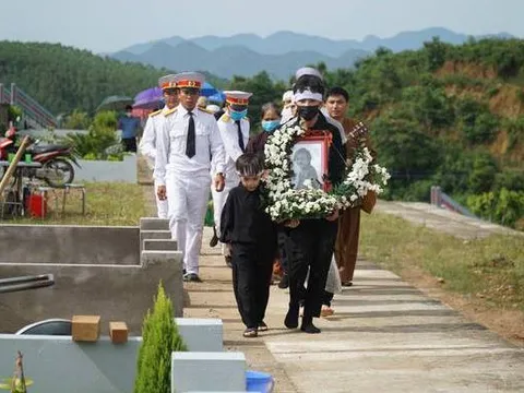 Con gái cố nghệ sĩ Giang Còi: "Cho đến bây giờ, gia đình mới tìm được chỗ chôn cất ba"