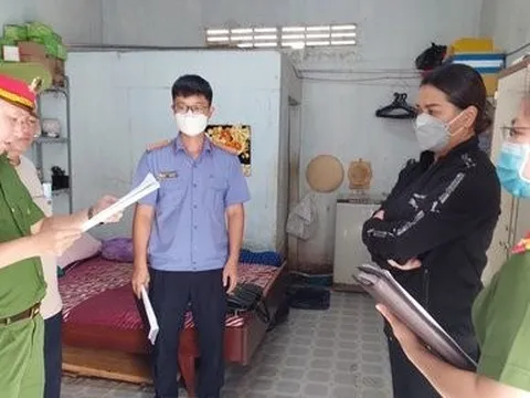 Khởi tố, bắt phó chủ tịch hội nông dân tham ô tài sản