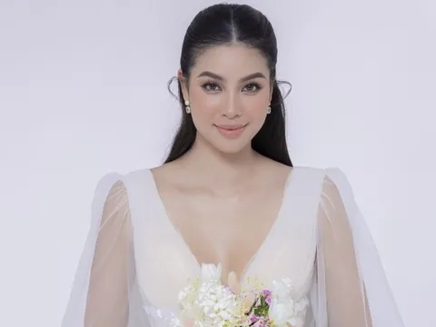 Phạm Hương đẹp ngọt ngào khi diện váy cưới