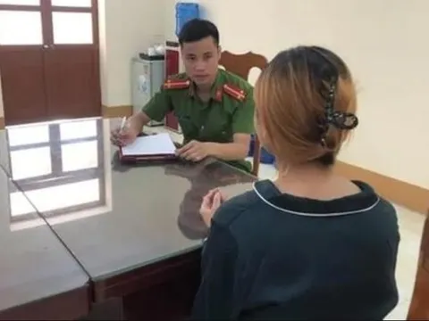 Lạng Sơn: Chặn xe giải cứu 2 thiếu nữ bị bán vào quán karaoke