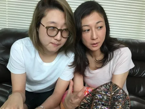 "Vợ hờ" Thành Long bất ngờ kể tội con dâu ngoại quốc trong đêm