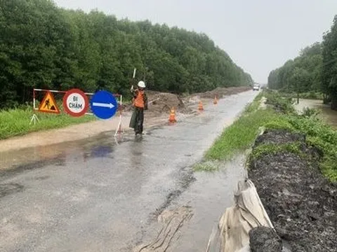 Phạt nhà thầu thi công không bố trí đầy đủ rào chắn 12 triệu đồng