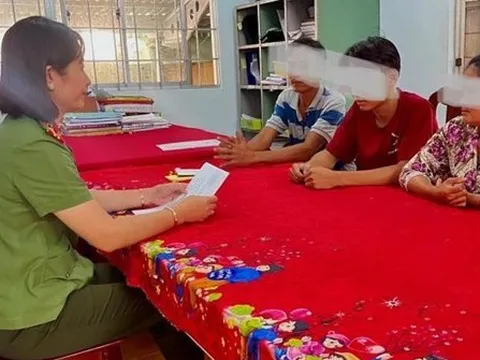 Sập bẫy việc nhẹ lương cao