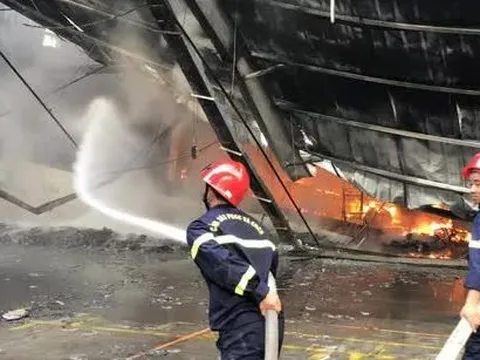 Vụ cháy kho chứa vải ở Bình Dương ước thiệt hại 500 tỉ đồng