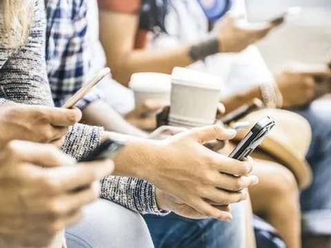 Nhu cầu đi xuống, smartphone đang bước vào thời kì 'ế ẩm'