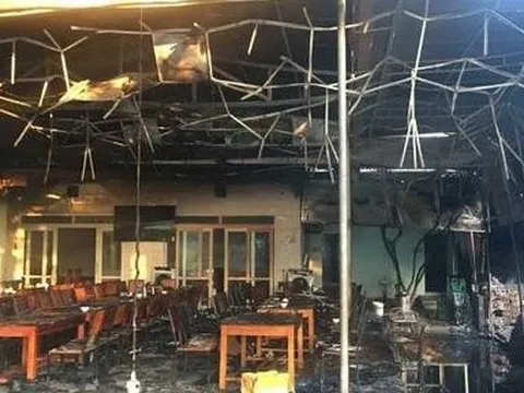 Nghệ An: Điều tra nguyên nhân cháy nhà hàng lúc rạng sáng