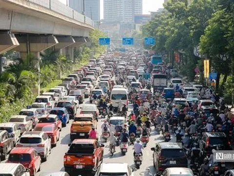 Tách làn xe trên đường Nguyễn Trãi: Khó giảm được ùn tắc?