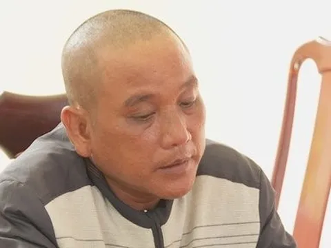 Bắt đối tượng trốn truy nã đóng giả nhà sư đi bán hương