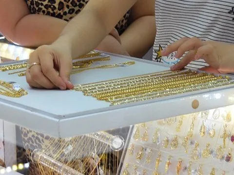 Giá vàng hôm nay 5-8: Tăng sốc khi quan hệ Mỹ - Trung Quốc căng thẳng