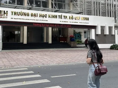 5 trường đại học nào ở Việt Nam có doanh thu hằng năm hơn 1.000 tỉ đồng?