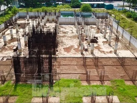 Cận cảnh dự án bệnh viện gần 50 triệu đô ở Quảng Ngãi 'đắp chiếu'