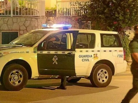 Báo Tây Ban Nha: Hai nghệ sĩ Việt Nam bị cáo buộc hiếp dâm được trả hộ chiếu