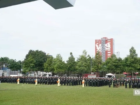 Công an Tp.HCM ra mắt Trung đoàn Cảnh sát cơ động dự bị chiến đấu