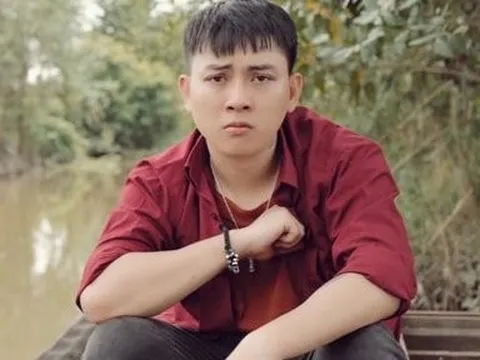 Hoài Lâm livestream nói năng lan man, khó hiểu