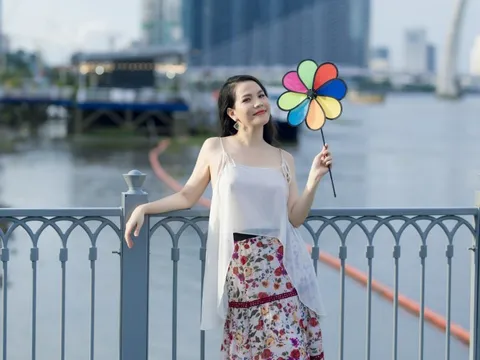 Trúc Thy làm MC chương trình truyền hình mới