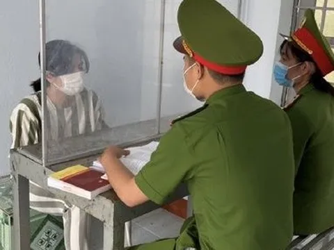 Triệt phá nhóm đối tượng lừa mua vàng, ngoại tệ bằng chuyển khoản