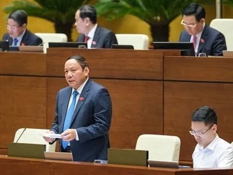 Bộ trưởng Văn hóa phê phán tổ chức trò chơi team building phản cảm