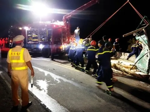 Huế: Nguyên nhân ban đầu vụ va chạm giao thông khiến 4 người tử vong