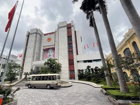 Hà Nội chi tiền tỷ, cử hàng trăm người đi học kinh nghiệm ở Mỹ, Nhật, Singapore...