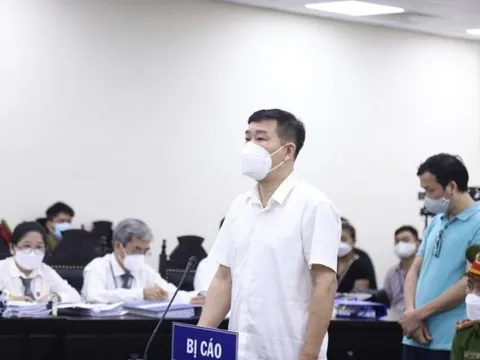 Cựu đại tá Phùng Anh Lê phản bác cáo trạng