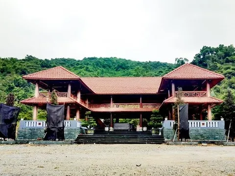 Xử phạt nữ “đại gia” xây biệt phủ gỗ trên đất nông nghiệp