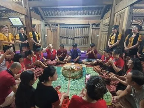 Đột phá du lịch cộng đồng hậu Covid-19: Thời cơ và thách thức