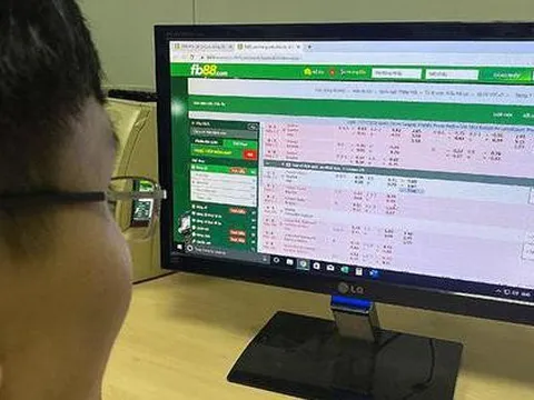 40 cảnh sát triệt phá đường dây cá độ bóng đá triệu USD