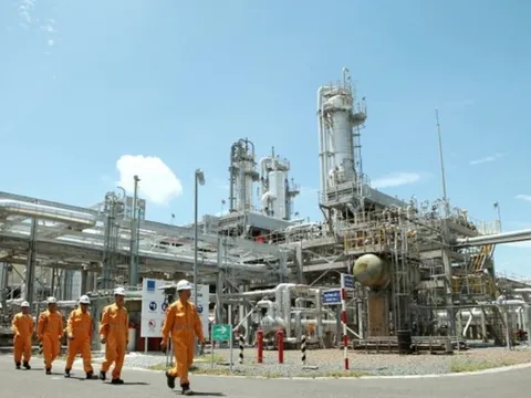 Từ 9/9, người lao động vận hành công trình khí làm việc tối đa 12 giờ/ngày