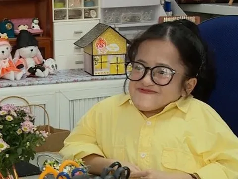 "Cuộc sống diệu kỳ" của cô gái mắc bệnh xương thuỷ tinh bẩm sinh