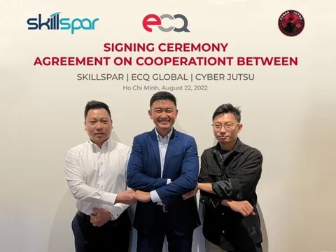 Lễ ký kết đầu tư giữa ECQ Global và CyberJutsu