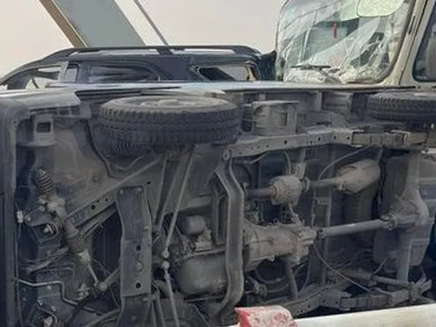 Hà Nội: Tai nạn nghiêm trọng trên cầu Chương Dương, 6 ô tô tông nhau khiến giao thông ùn tắc