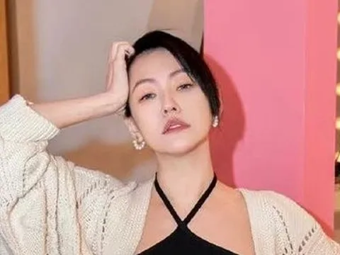 Ca sĩ Dư Uyển Ỷ qua đời ở tuổi 39 vì ung thư